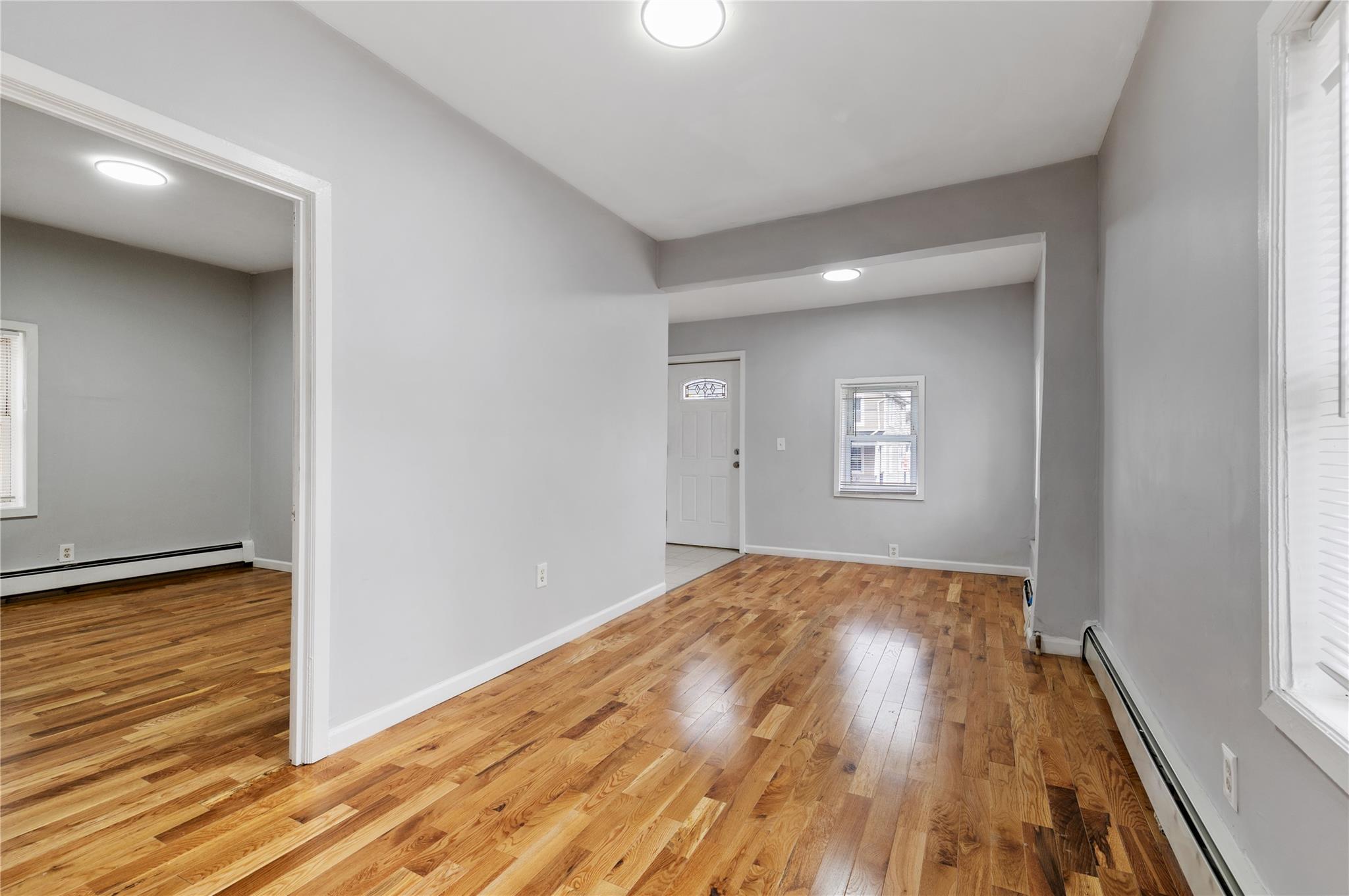20 James L L Burrell Avenue, Hempstead, New York image 8