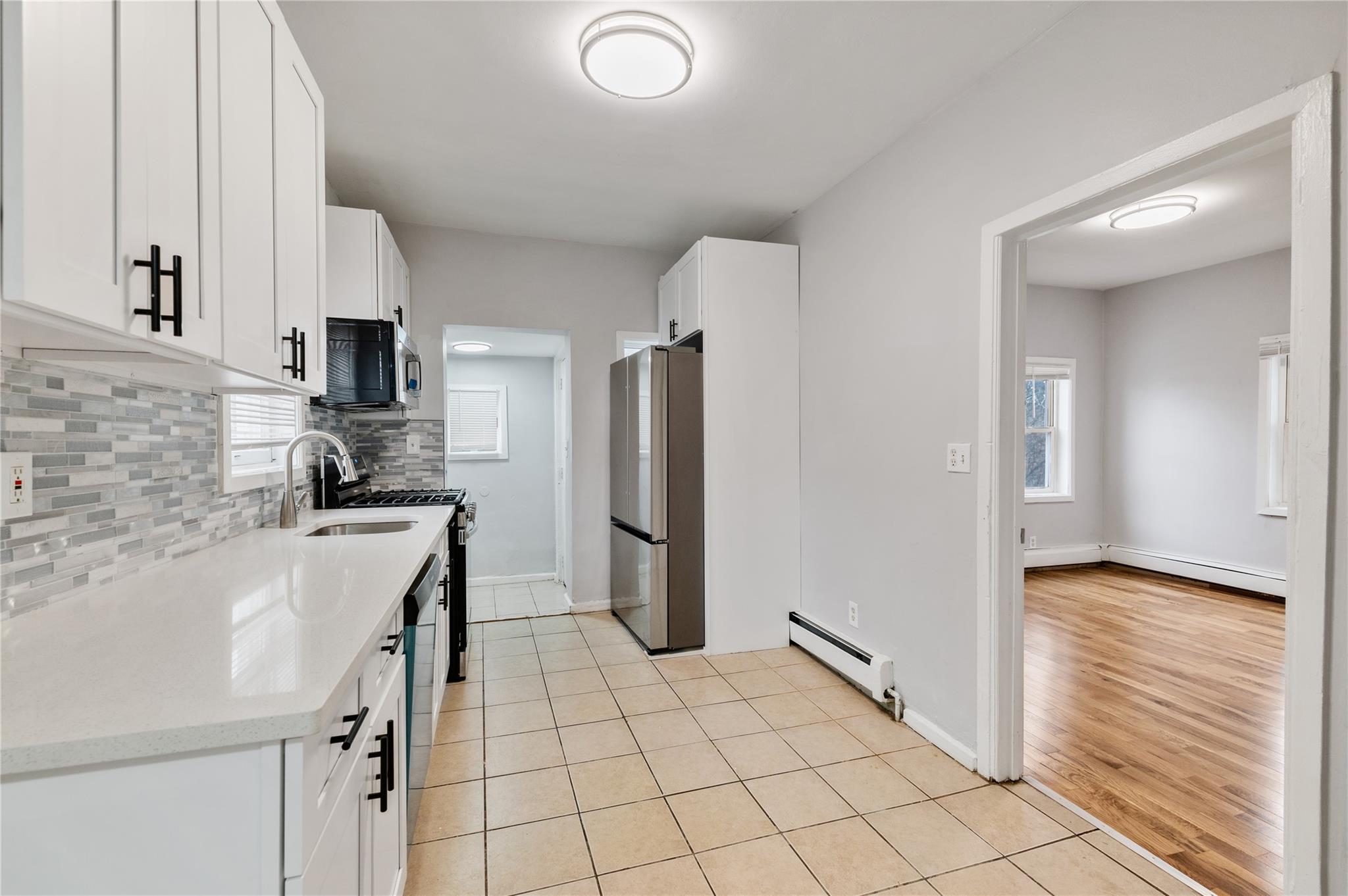 20 James L L Burrell Avenue, Hempstead, New York image 11