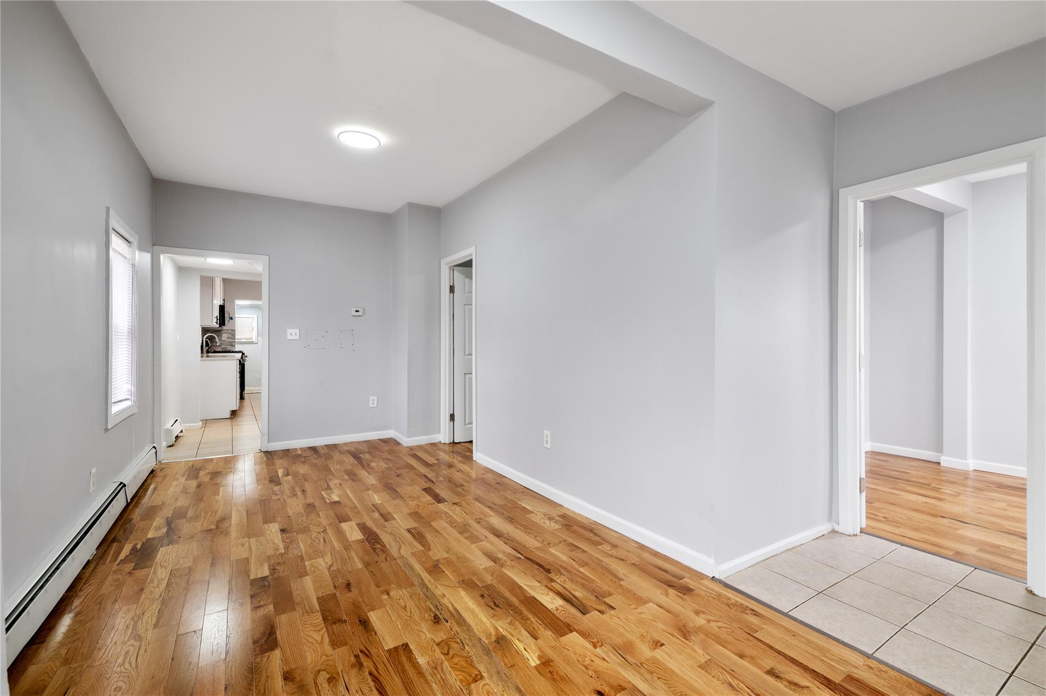 20 James L L Burrell Avenue, Hempstead, New York image 5