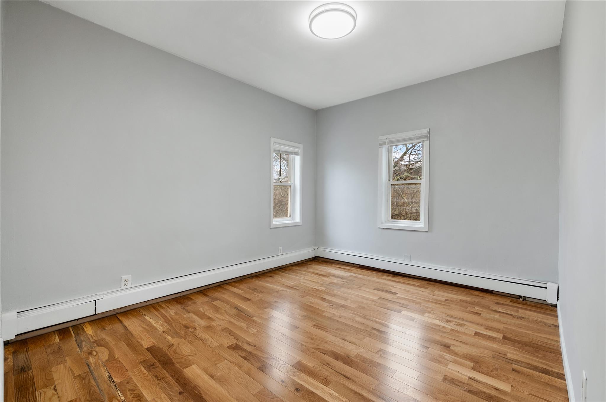20 James L L Burrell Avenue, Hempstead, New York image 14