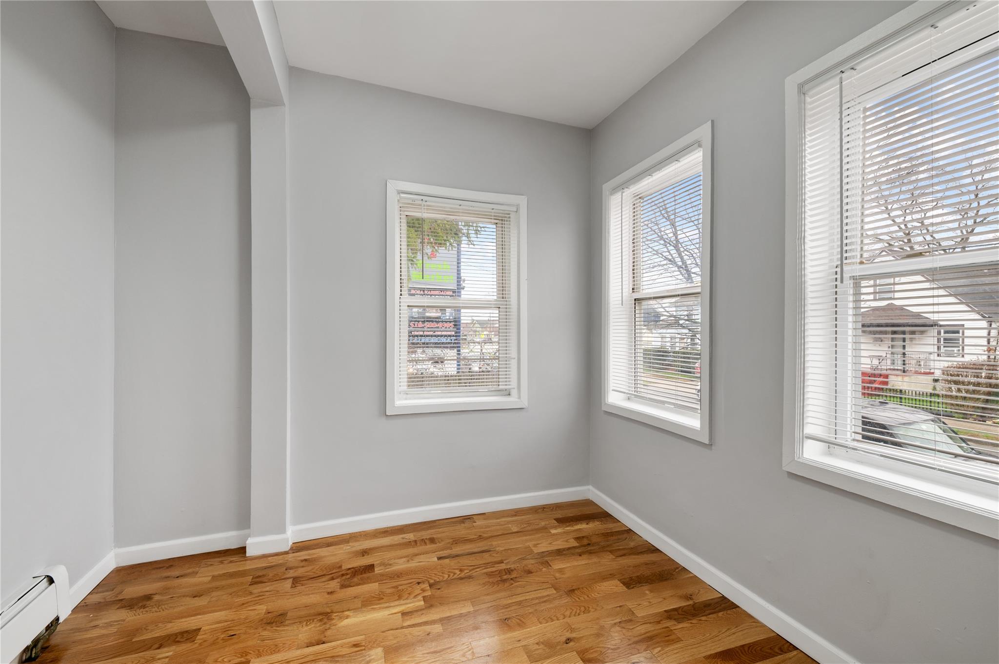 20 James L L Burrell Avenue, Hempstead, New York image 2
