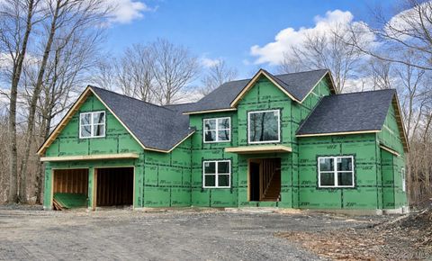 43 Maple Hill Drive Millbrook NY 12545