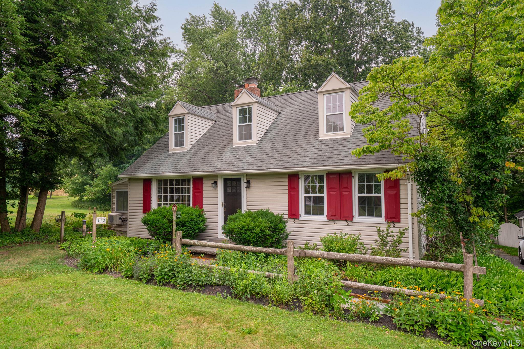 128 Rosa Lane