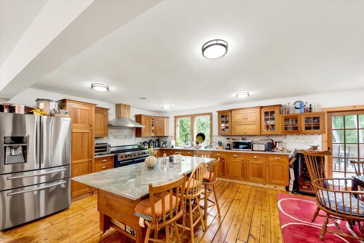 161 Goldens Bridge Road, Katonah, New York image 4