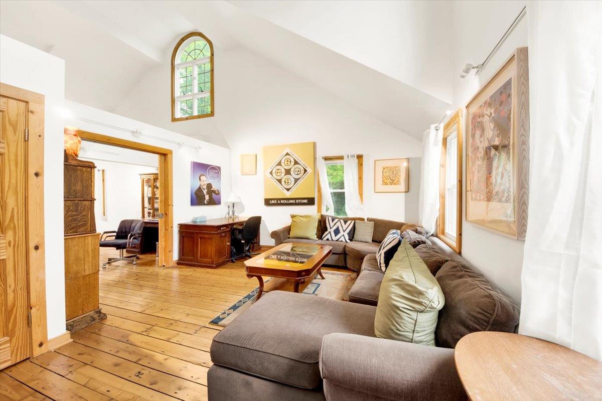 161 Goldens Bridge Road, Katonah, New York image 13