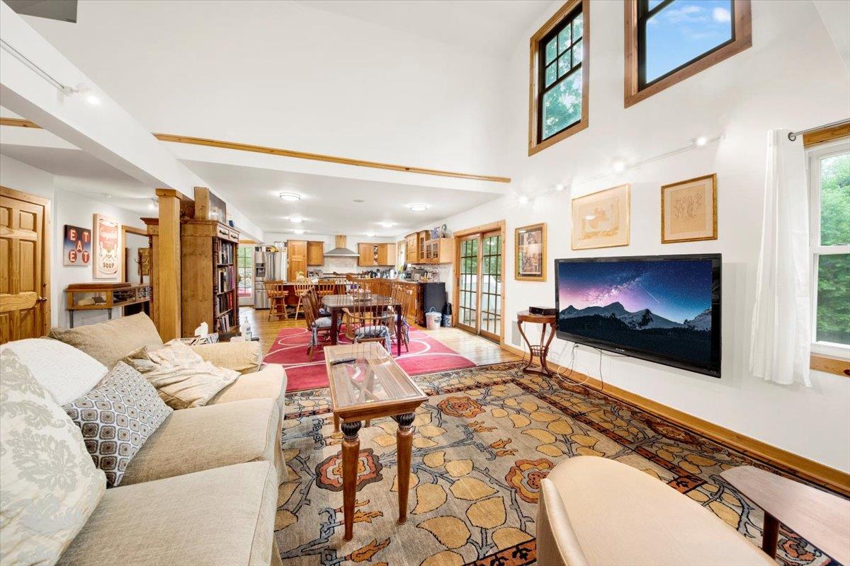 161 Goldens Bridge Road, Katonah, New York image 10