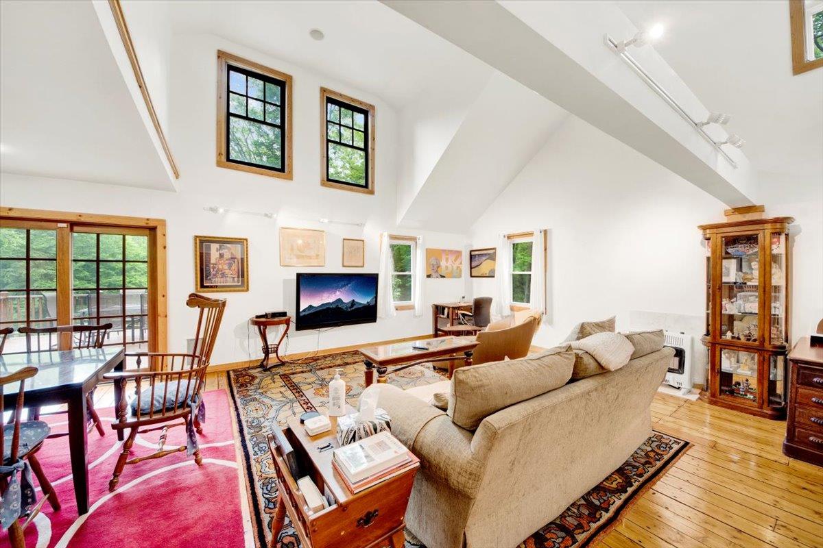161 Goldens Bridge Road, Katonah, New York image 8