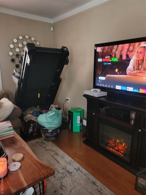 12 Garland Lane, Westbury, NY 11590 - MLS#: 947170