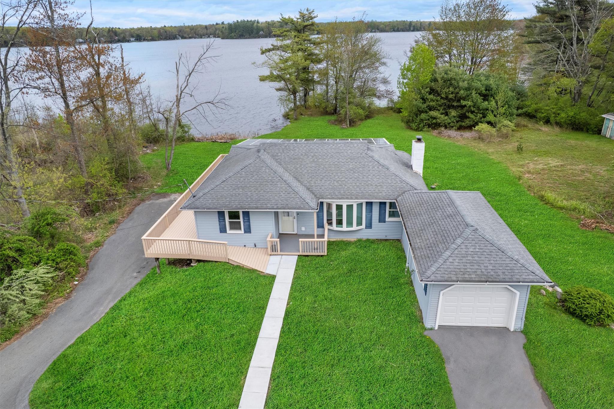 Rental Property at Wurtsboro Mtn Road, Rock Hill, New York - Bedrooms: 2 
Bathrooms: 1 
Rooms: 10  - $2,600 MO.