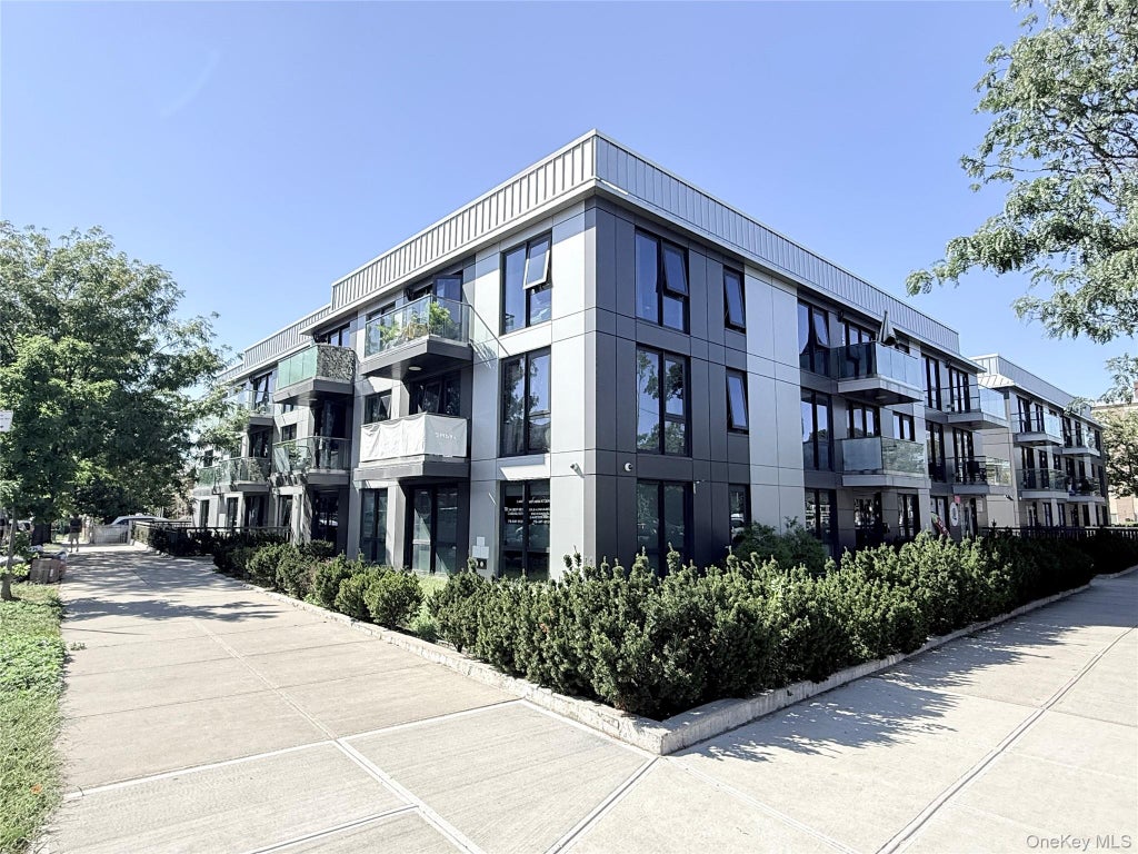 Photo of 15353 77th Avenue #3C, Flushing, NY 11367 (MLS # 1051932)