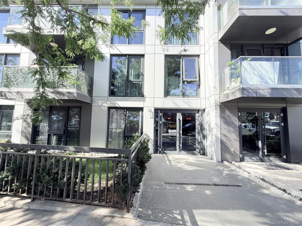 Photo of 15353 77th Avenue #3C, Flushing, NY 11367 (MLS # 1051932)