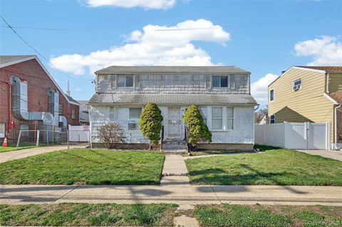 Multifamily For Sale - 188 Amherst Street<br/> Hempstead, NY 11550