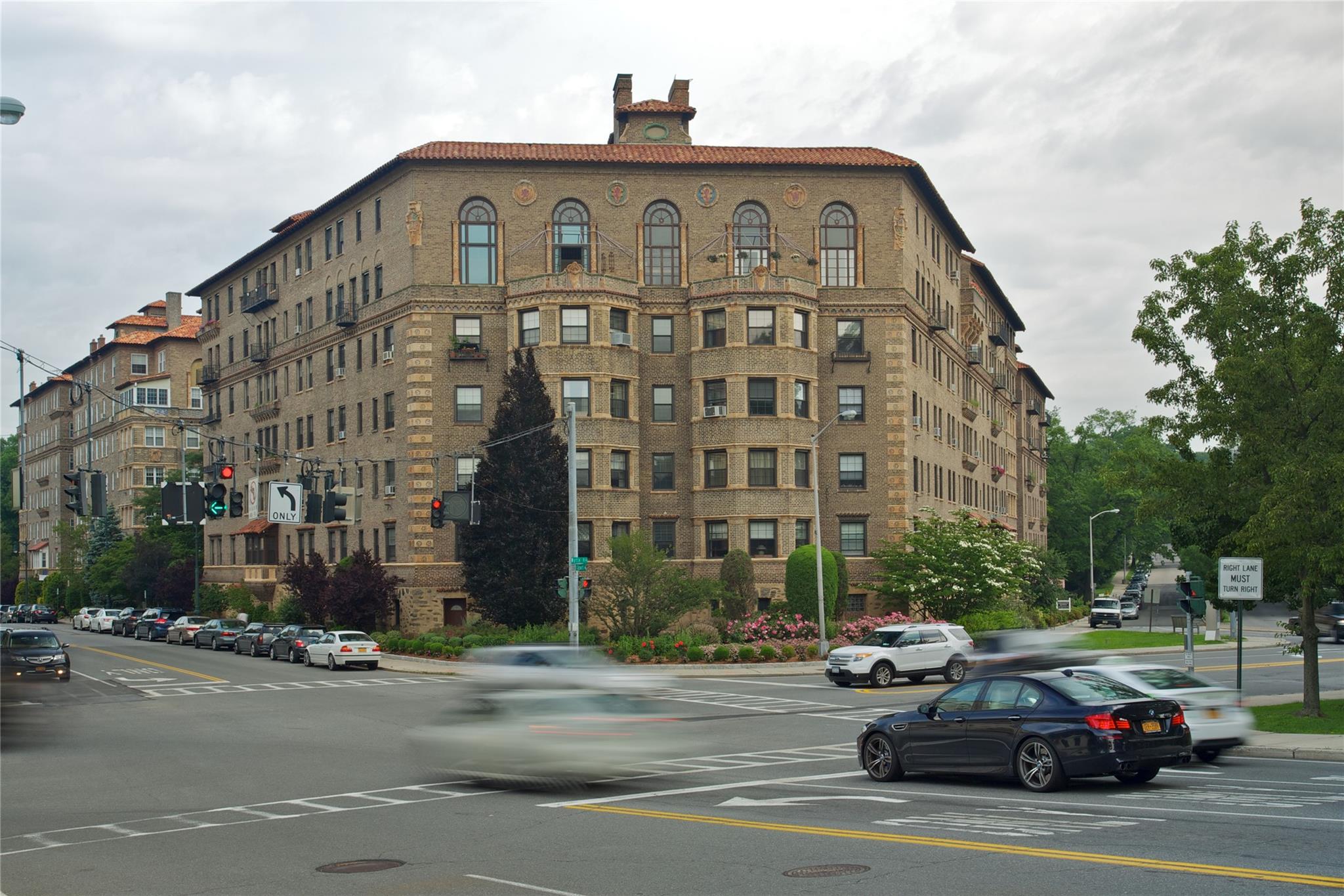 14 N Chatsworth Avenue 7A