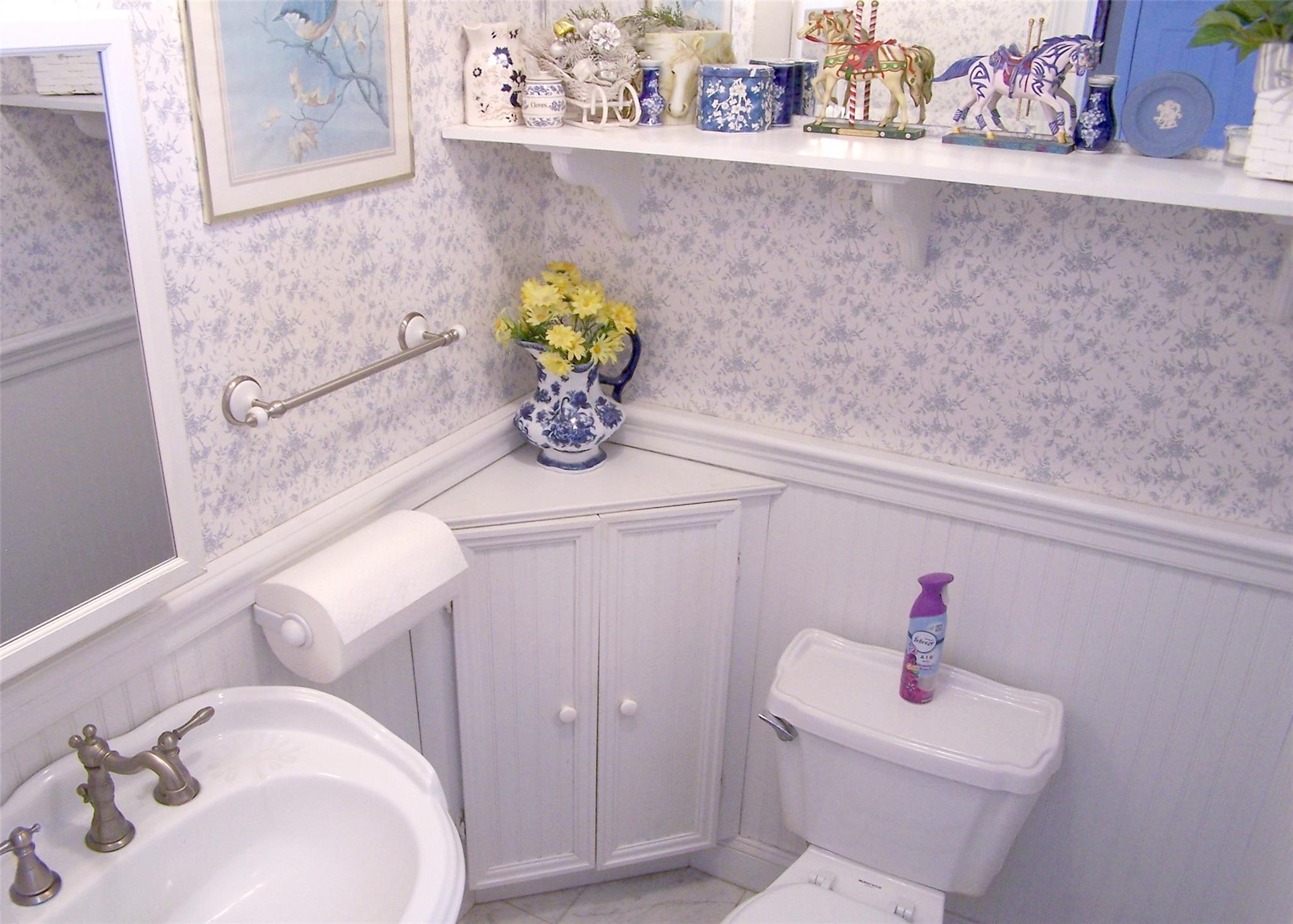 283 Elizabeth Avenue, Holbrook, New York image 23