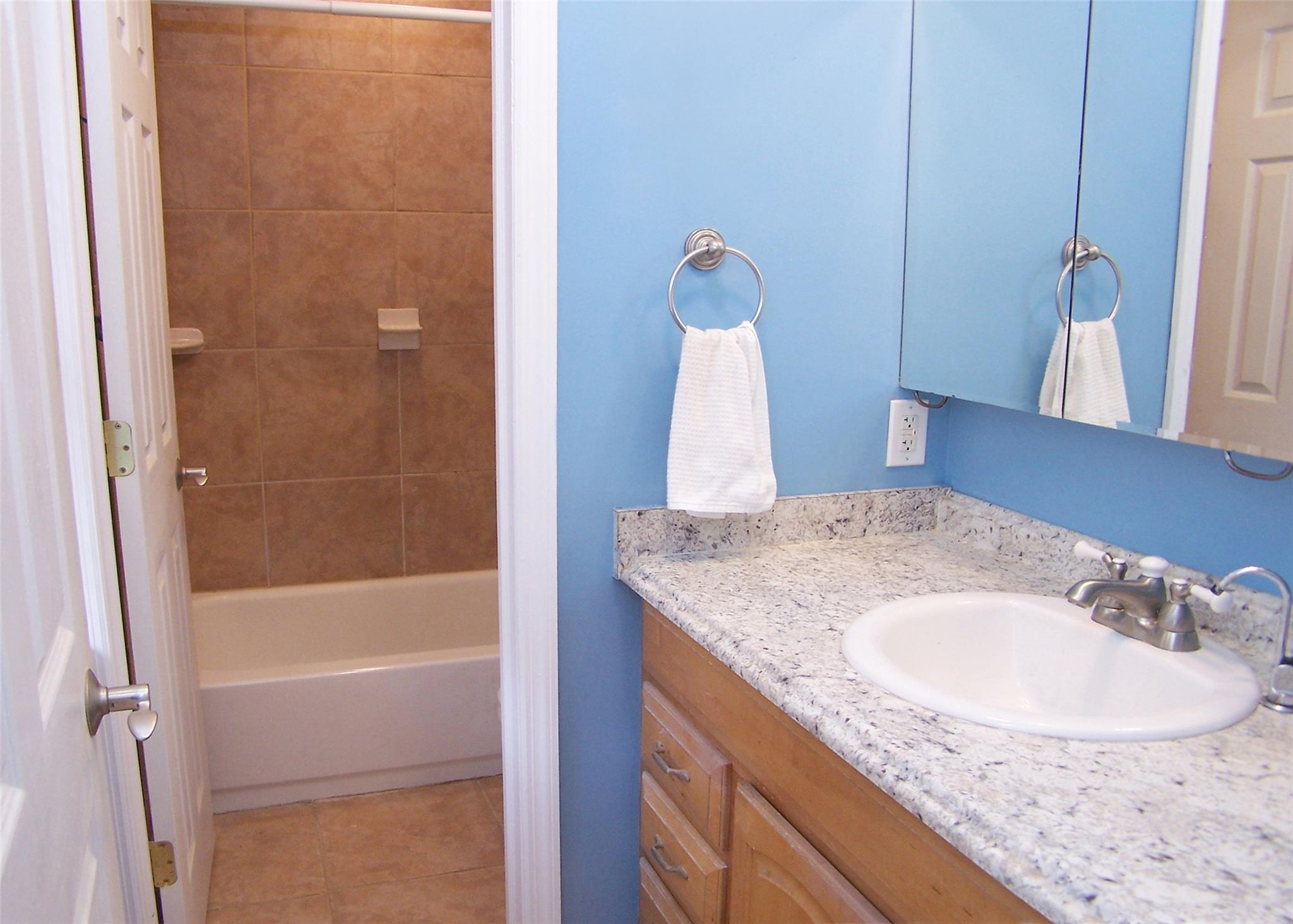 283 Elizabeth Avenue, Holbrook, New York image 30