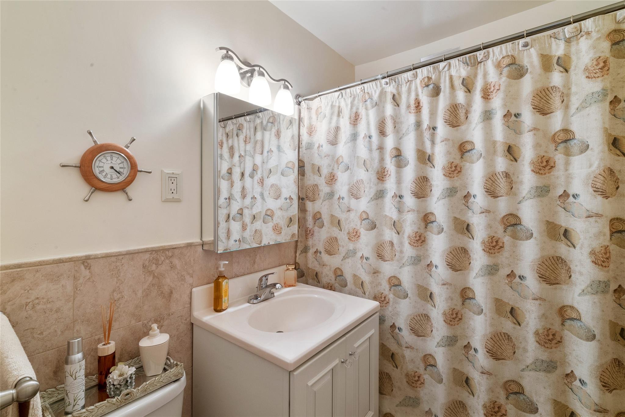 18-35 Corporal Kennedy Street #2K, Bayside, New York image 19