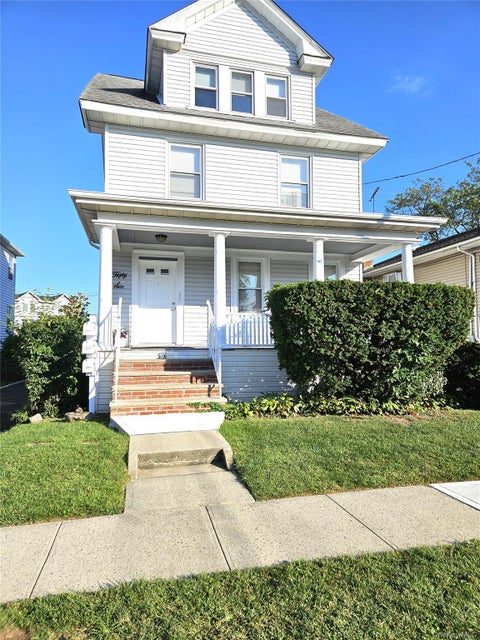 Apartment For Rent - 56 4th Avenue #1<br/> East Rockaway, NY 11518