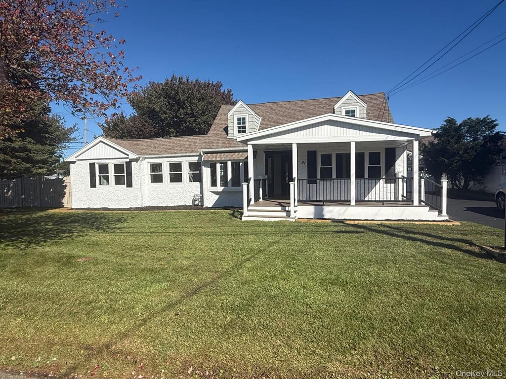Photo of 51 Tameling Avenue, Babylon, NY 11702 (MLS # 1060910)