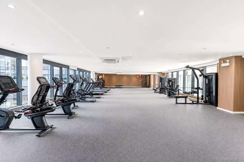 Photo of 14449 Northern Boulevard #418, Flushing, NY 11354 (MLS # 1009305)