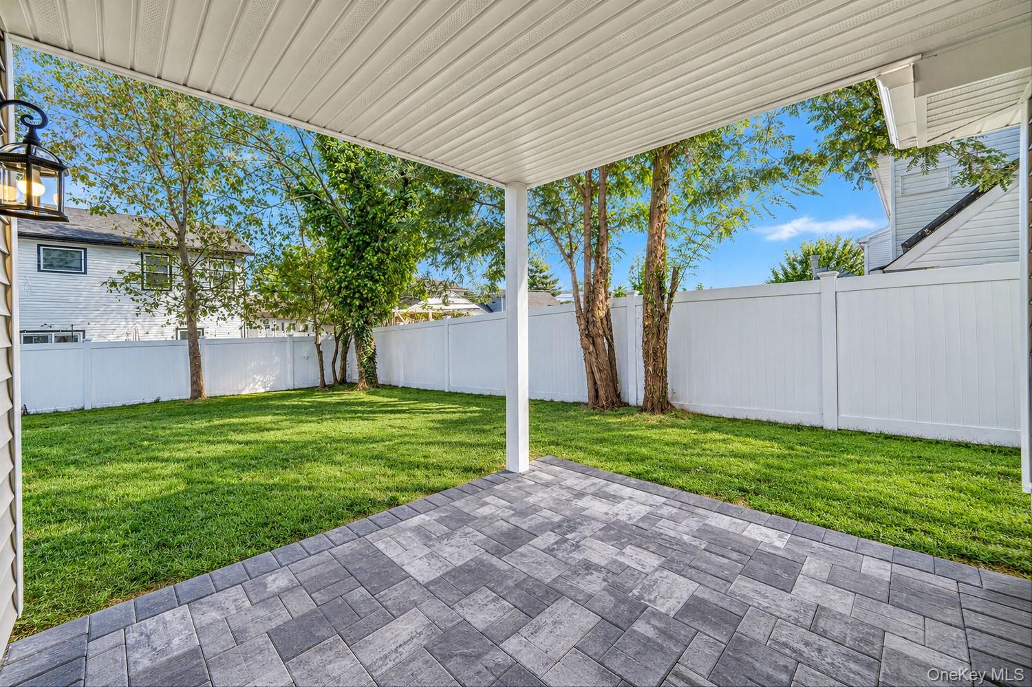 110 Bayberry Lane