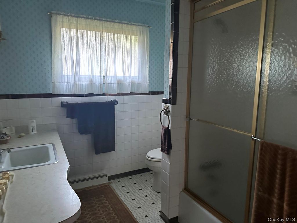 Photo of 4 City Terrace N, Newburgh, NY 12550 (MLS # 944321)