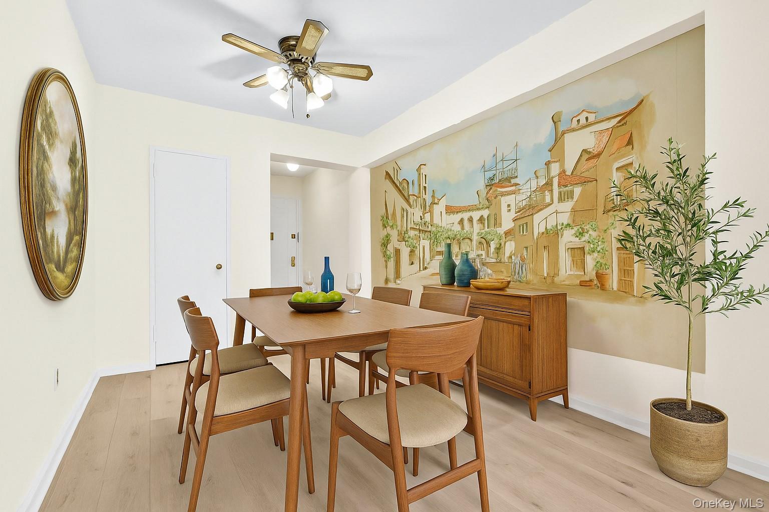 25-11 Union Street 2G