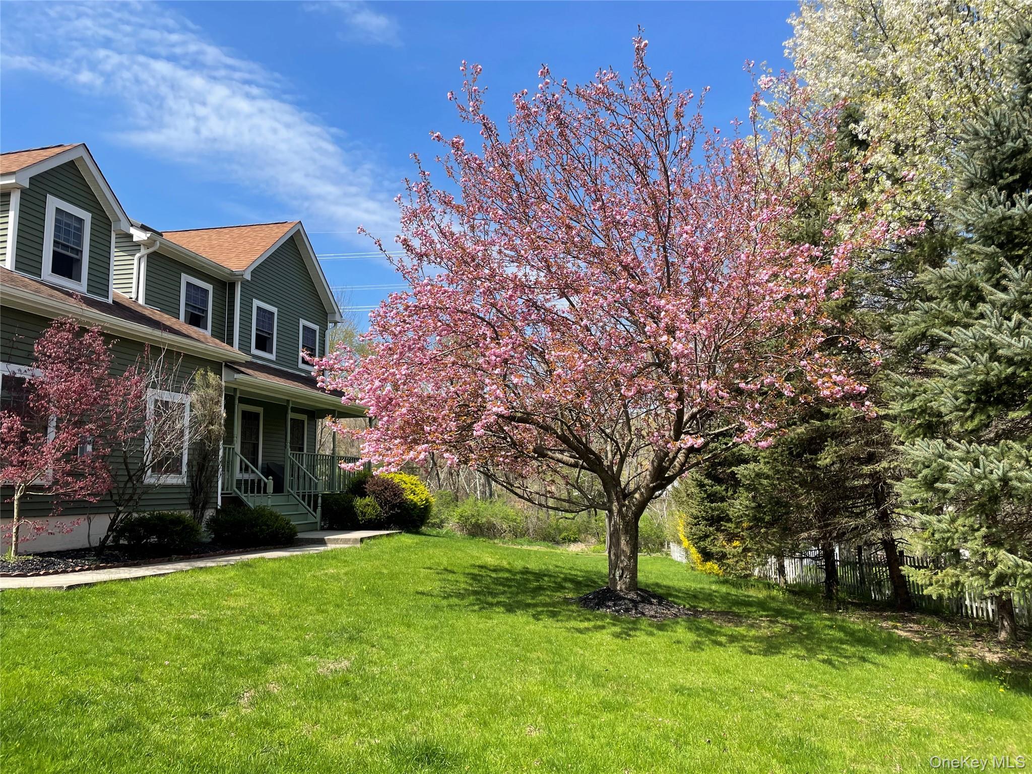 25 Sugarloaf Mountain Road