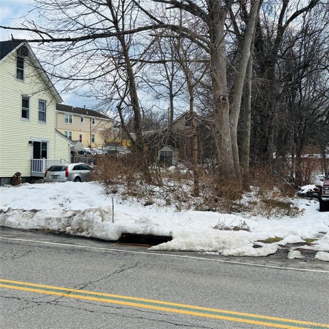 Vacant Land For Sale - BETWEEN 229 AND 231 Westchester Avenue<br/> Buchanan, NY 10511
