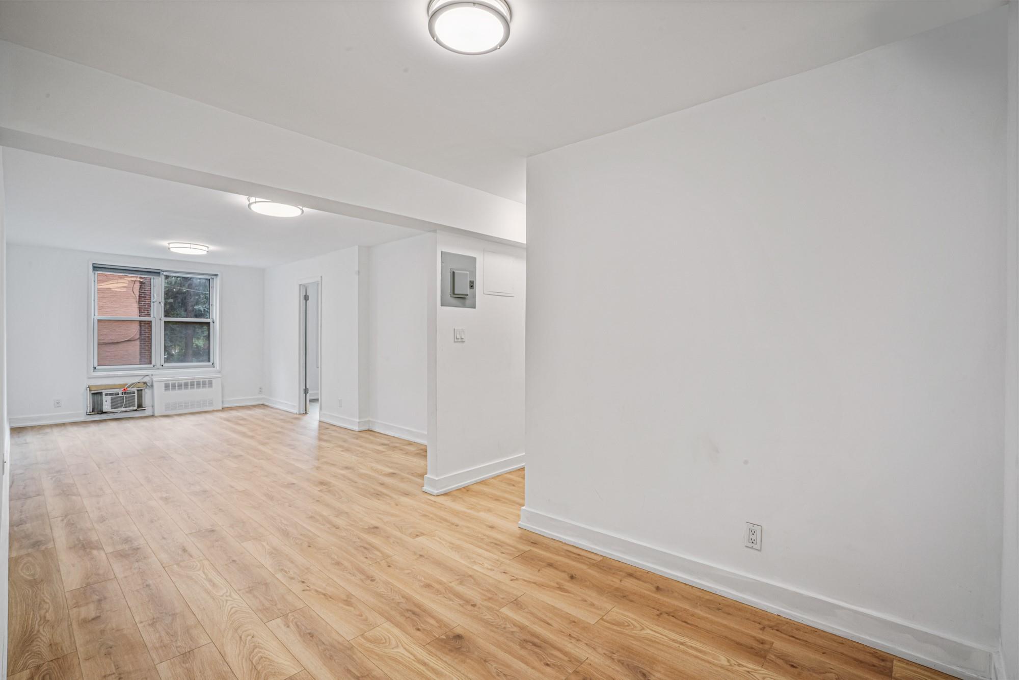 142-20 Franklin Avenue 2G