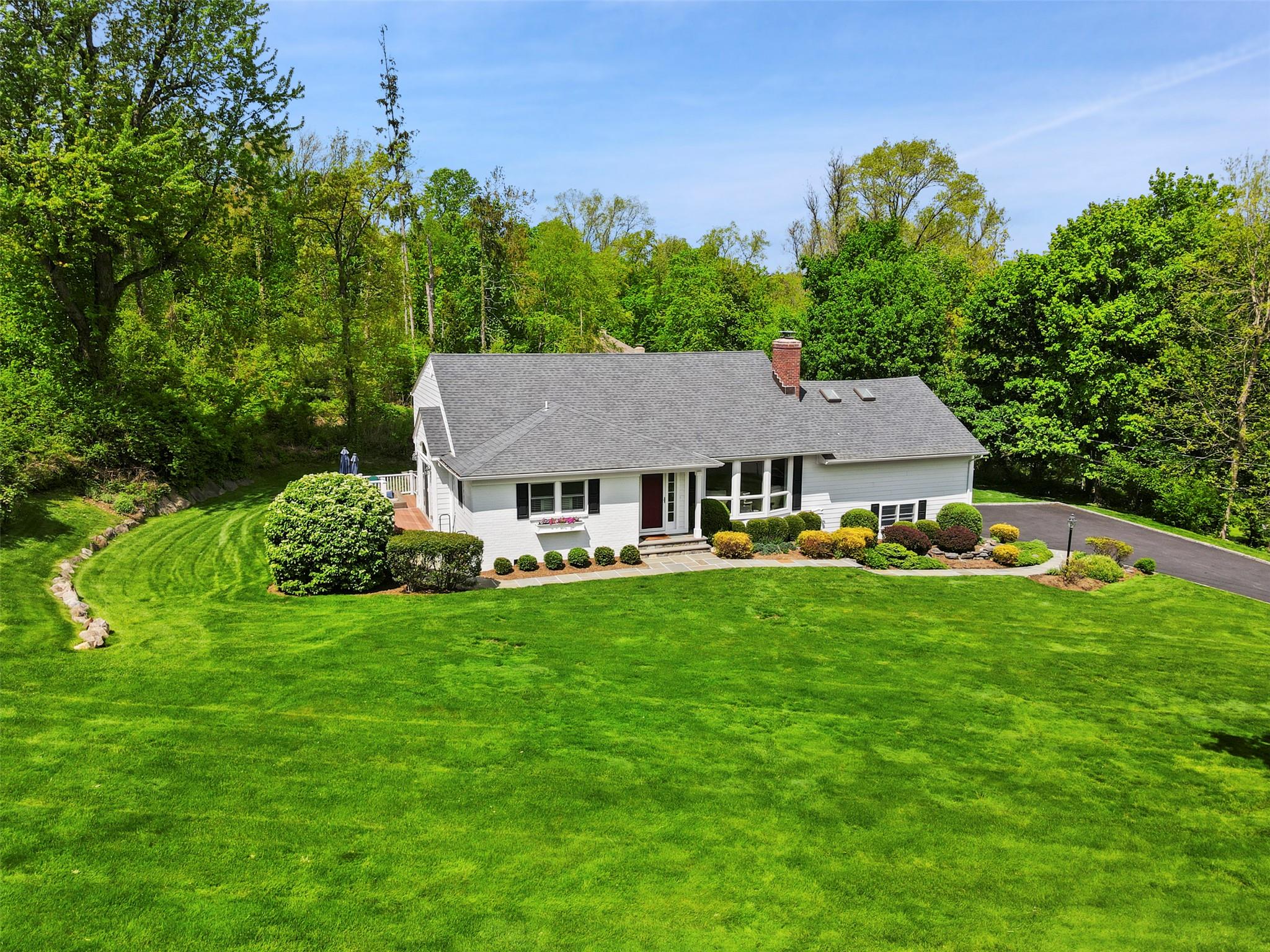 8 North Lane, Armonk, New York image 26