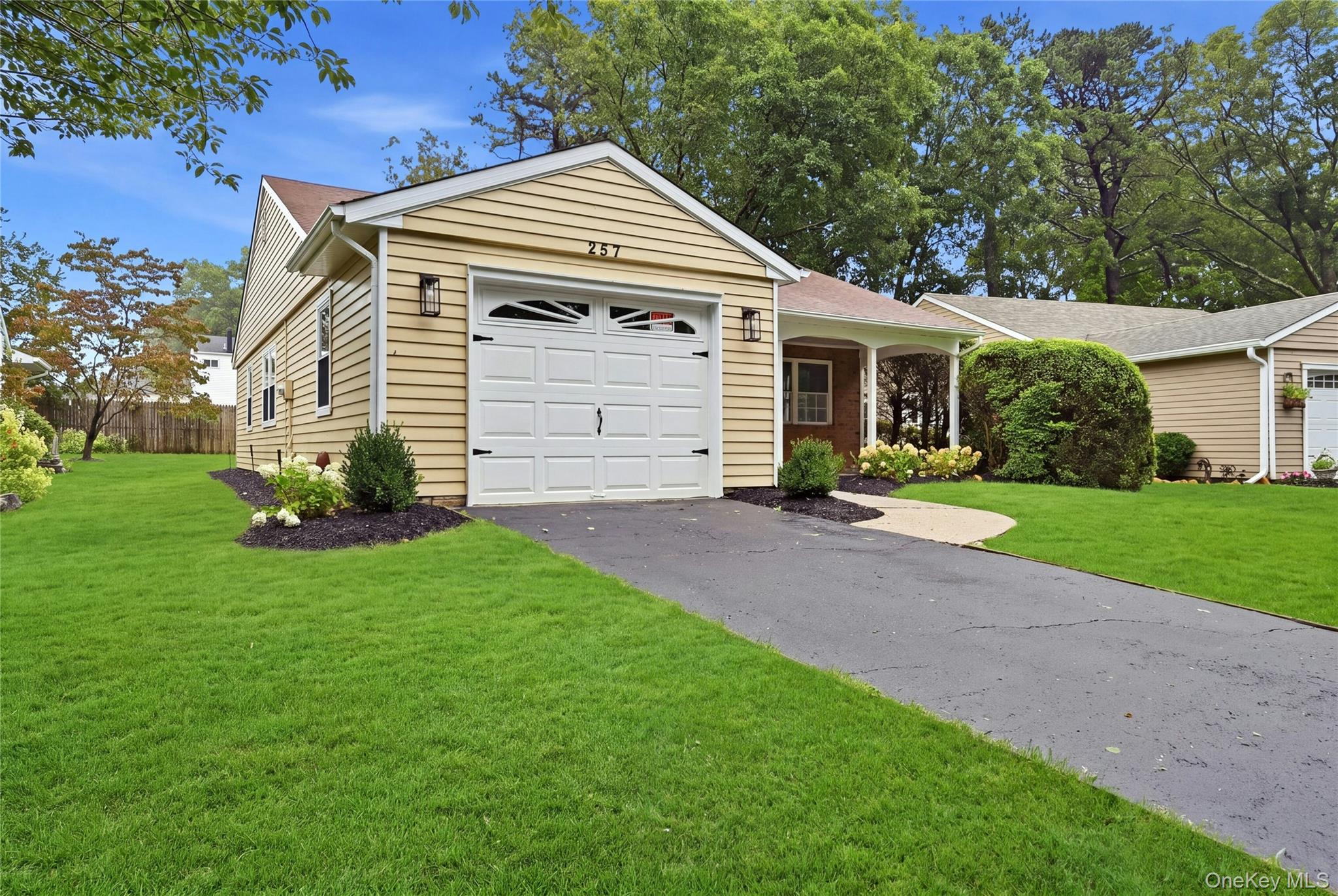 257 Edinburgh Drive