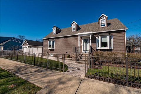 388 Forest Avenue S Massapequa NY 11758