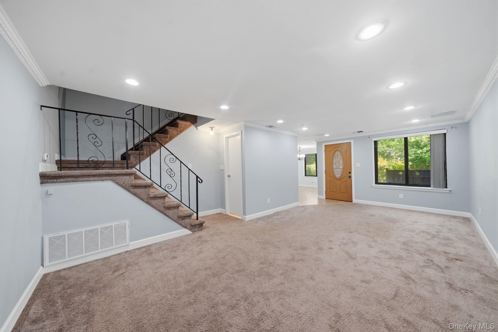 140 Golf Lane