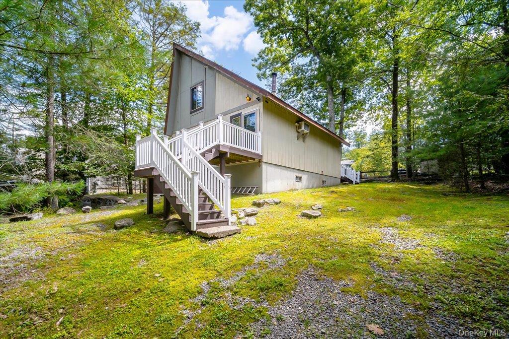 142 N Emerald Drive