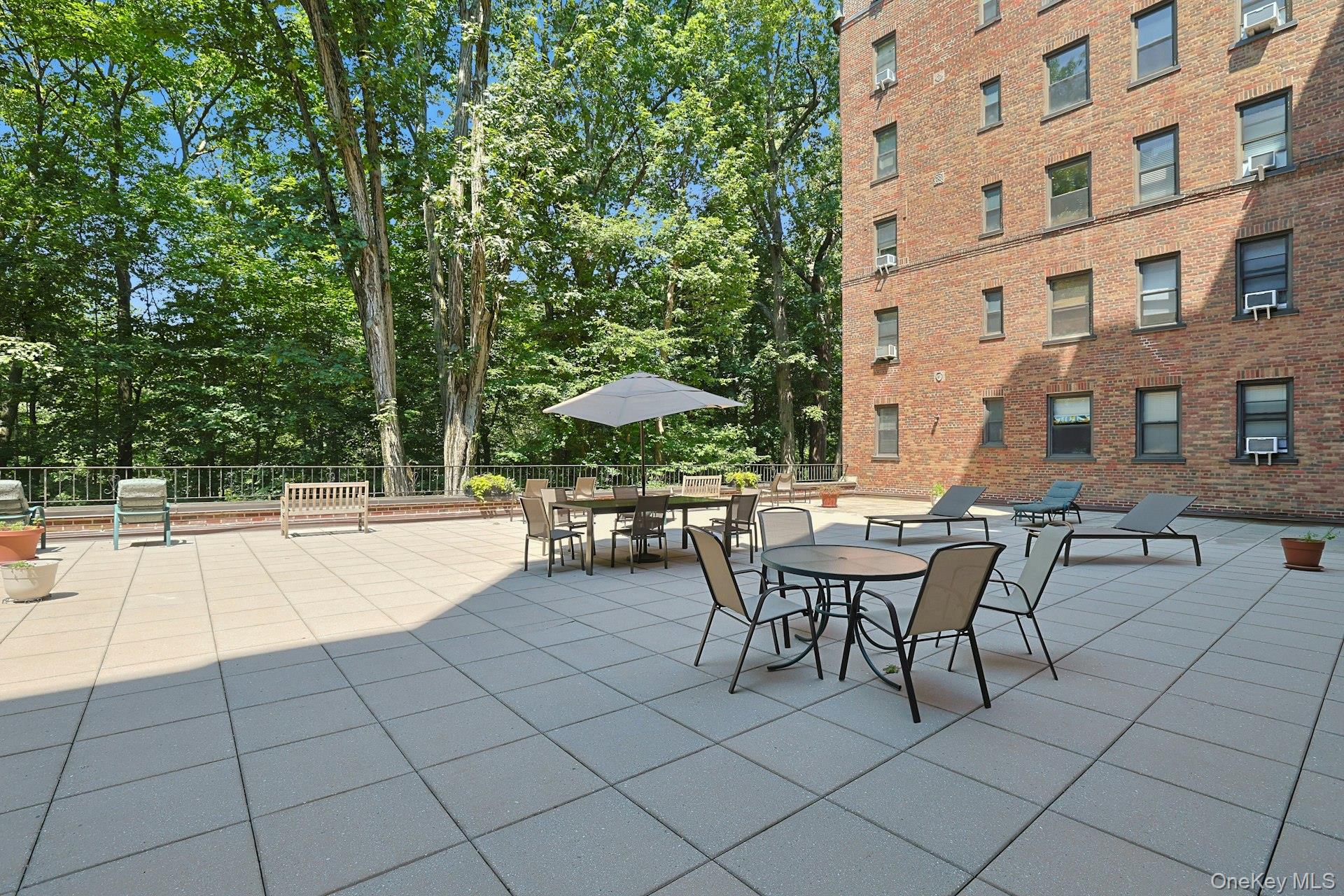 Scarsdale, New York 10583, United States, 1 Bedroom Bedrooms, ,1 BathroomBathrooms,Residential,Active,190614