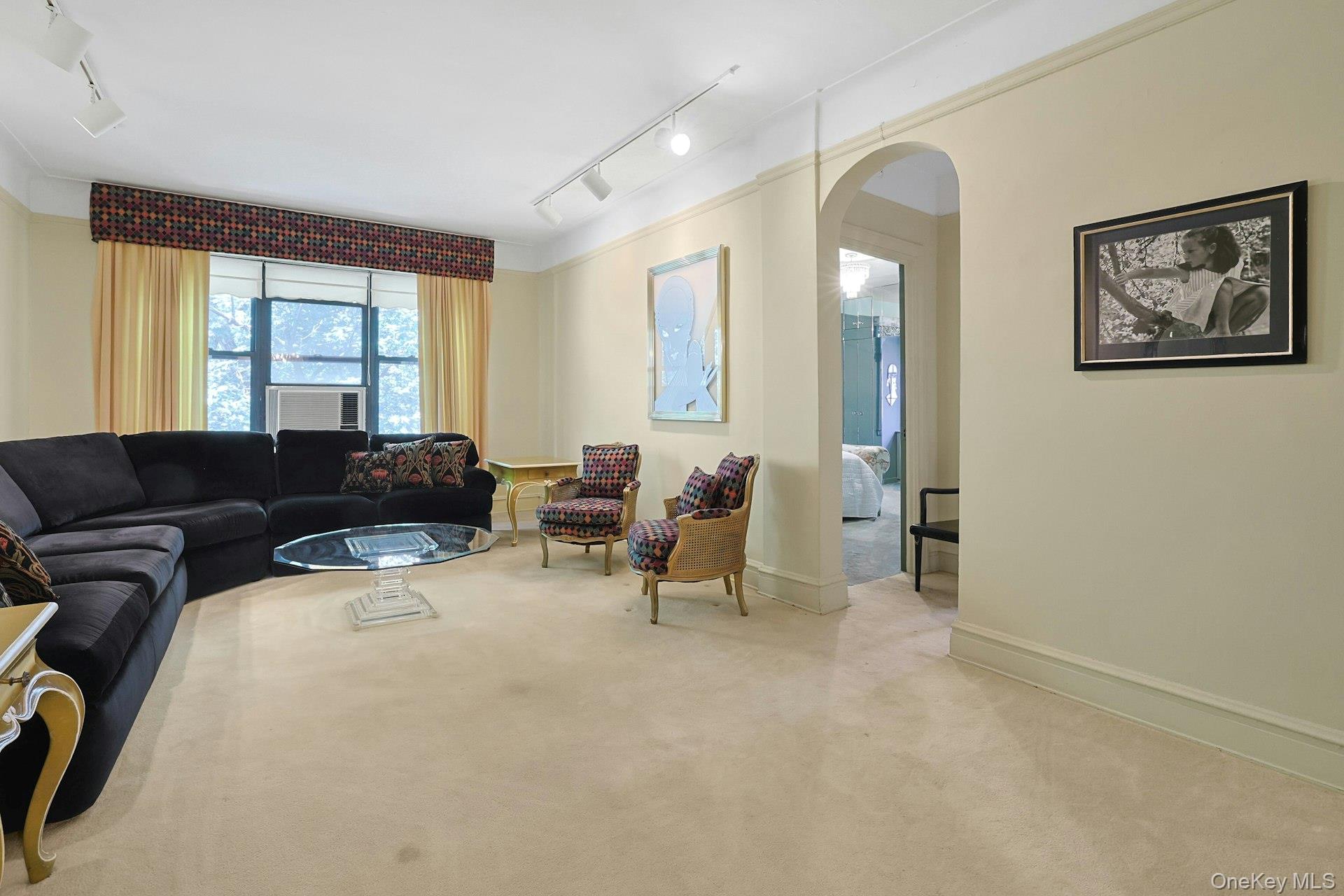 Scarsdale, New York 10583, United States, 1 Bedroom Bedrooms, ,1 BathroomBathrooms,Residential,Active,190614