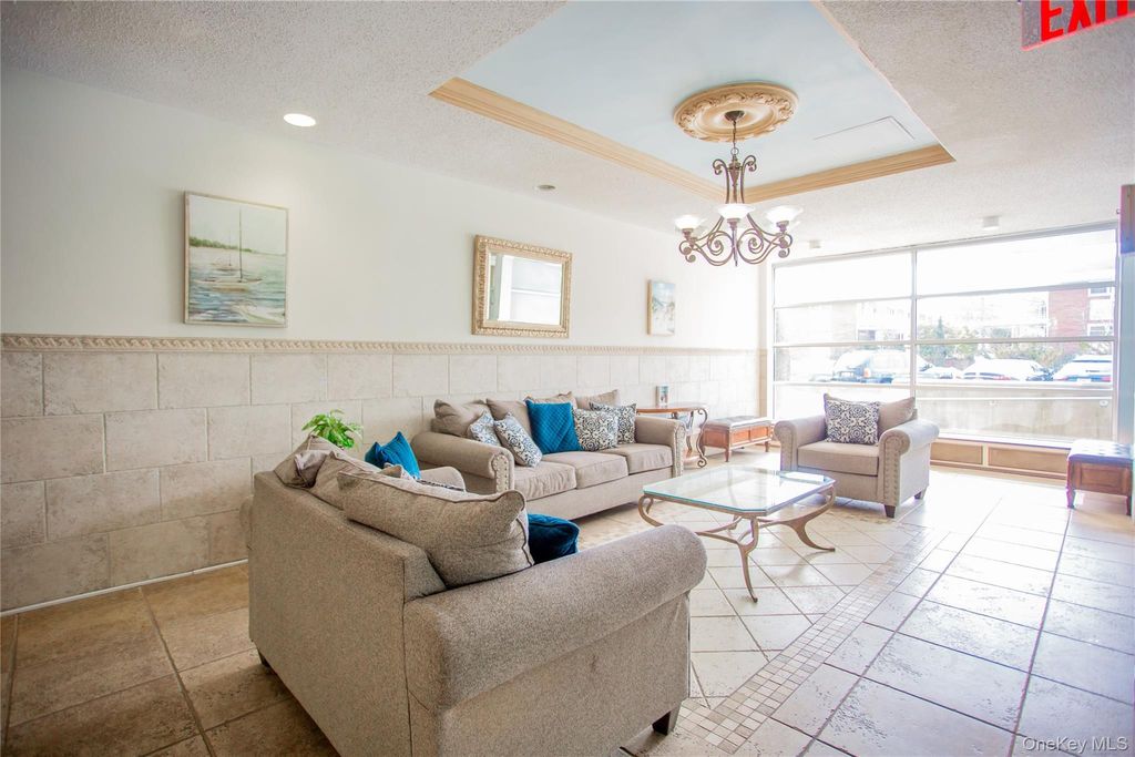 Photo of 333 E Broadway #4G, Long Beach, NY 11561 (MLS # 970645)