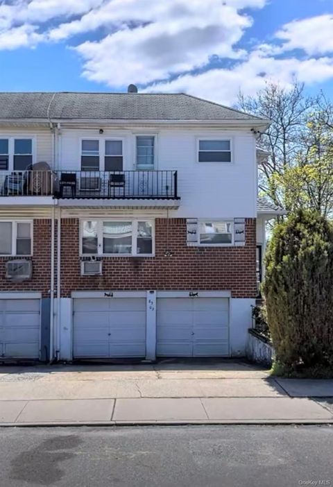 83-02 149th Avenue Howard Beach NY 11414
