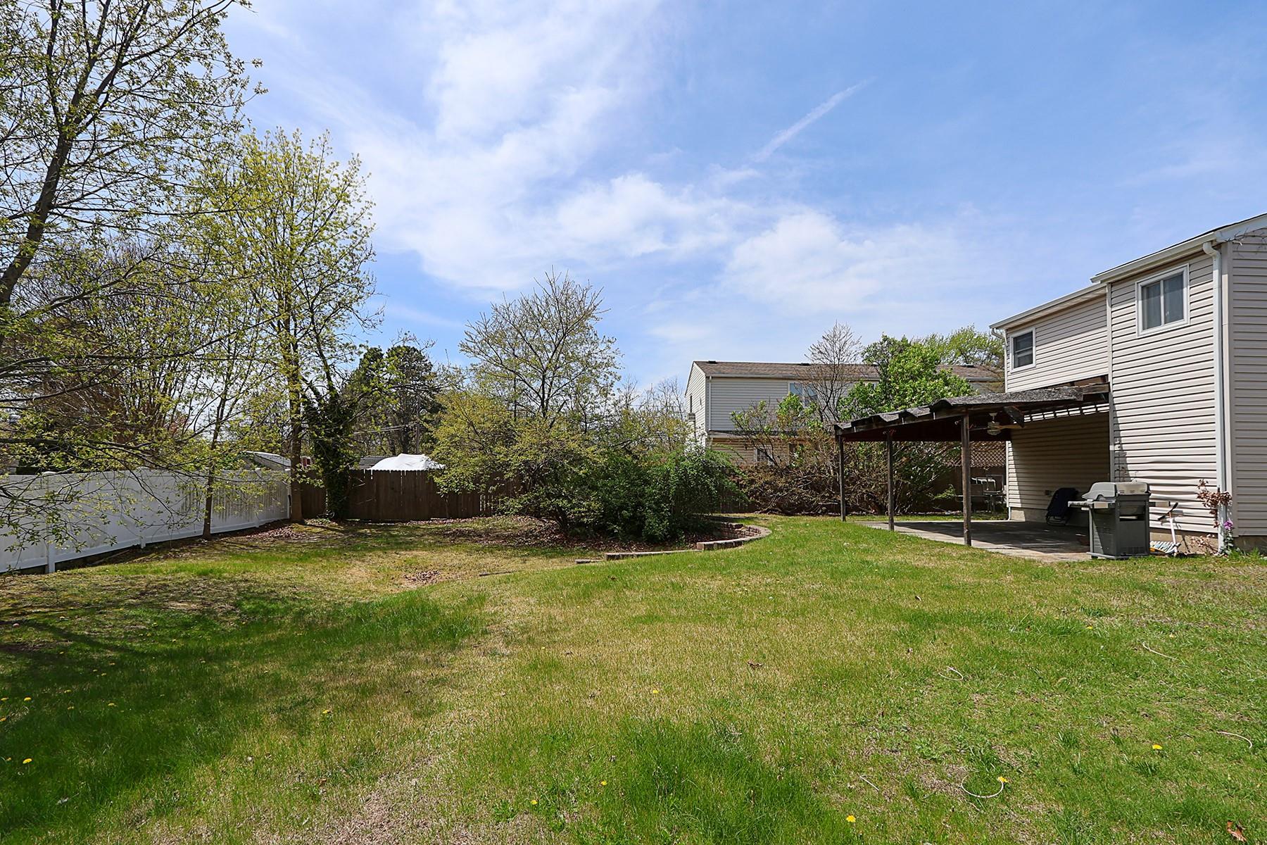 104 Utica Street, Bay Shore, New York image 31