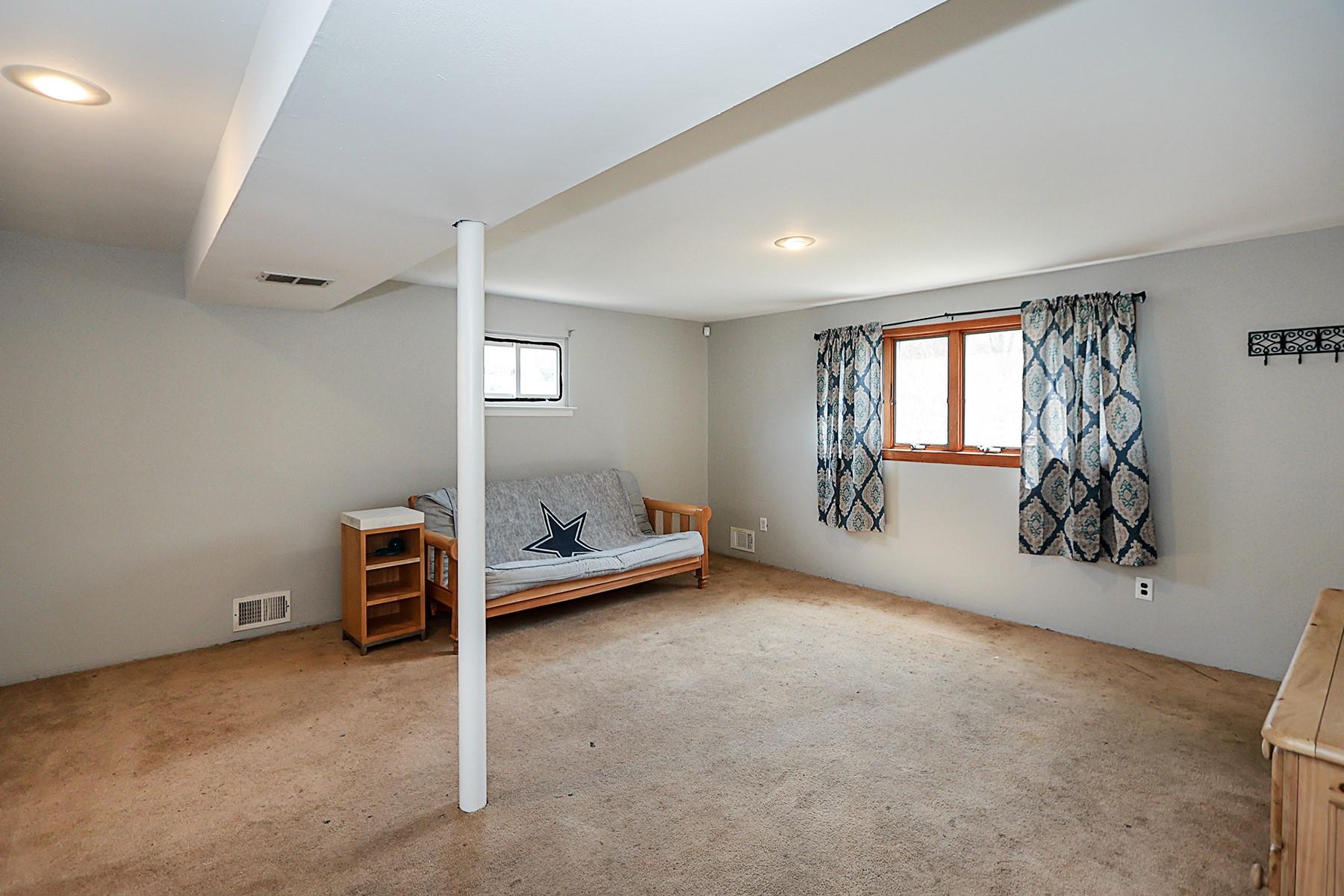 104 Utica Street, Bay Shore, New York image 22