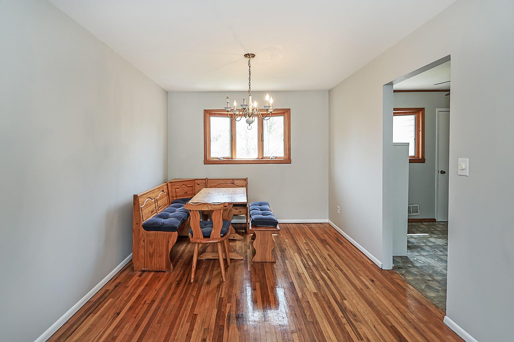 104 Utica Street, Bay Shore, New York image 12