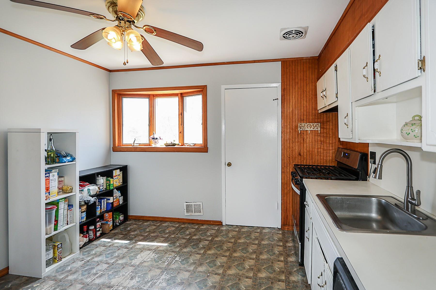 104 Utica Street, Bay Shore, New York image 16