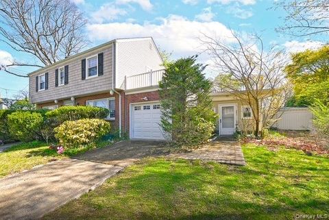 1 Camp Place Merrick NY 11566