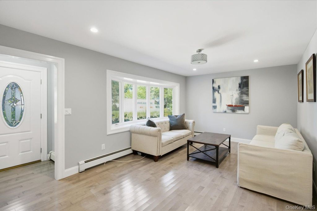 Photo of 7 Harvard Drive, Hampton Bays, NY 11946 (MLS # 918369)