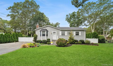 53 Timber Drive, Calverton, NY 11933 - MLS#: 916271