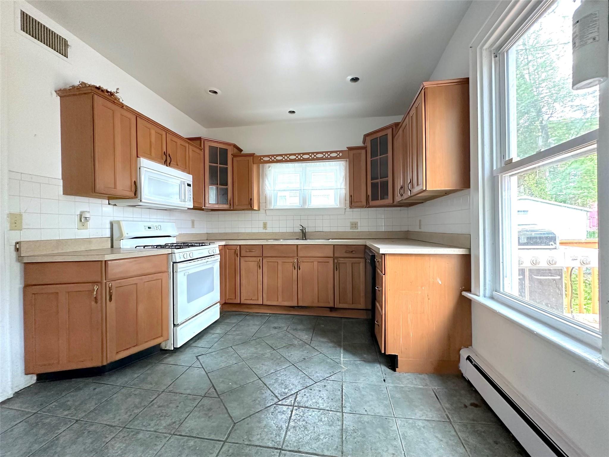 41 Liberty Street, Newburgh, New York image 5