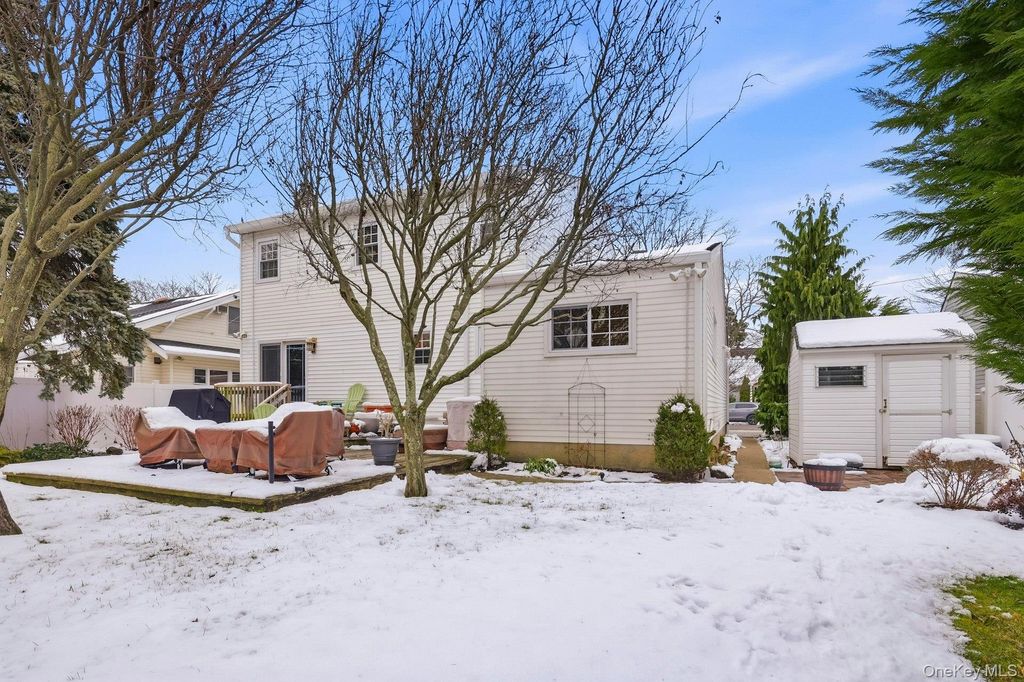 Photo of 90 Pacific Street, Massapequa Park, NY 11762 (MLS # 944461)