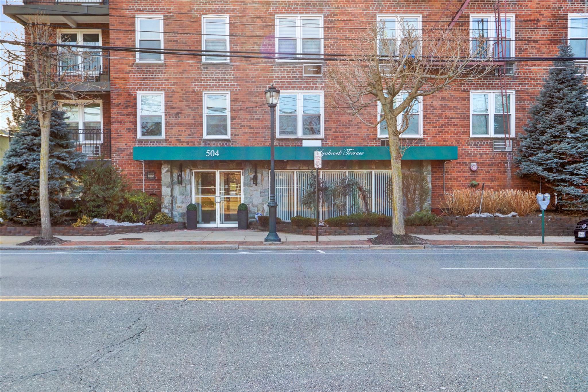 504 Merrick Road #4D, Lynbrook, New York image 2