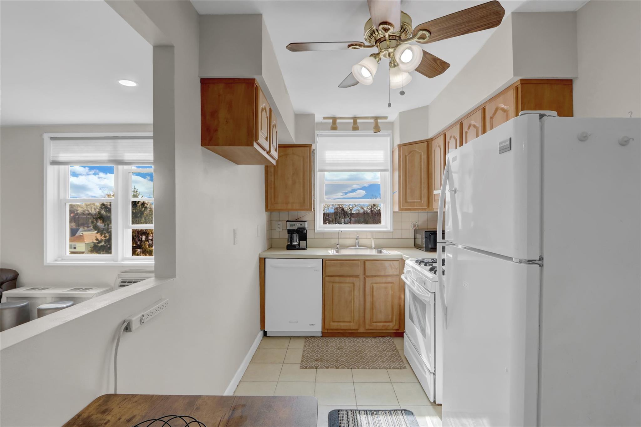 504 Merrick Road #4D, Lynbrook, New York image 8