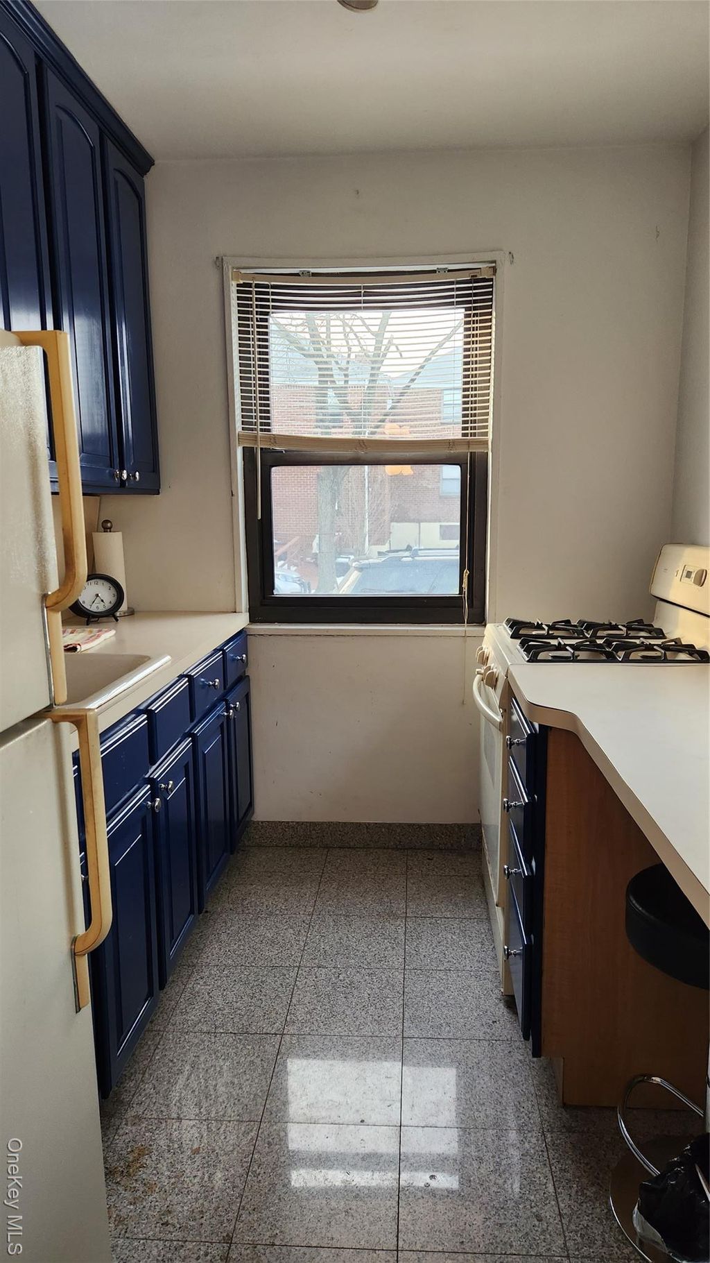 Photo of 15-27 159 Street 159 Street St #619, Whitestone, NY 11357 (MLS # 945089)